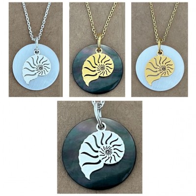 Collier créateur femme et pendentif en Nacre - Ammonite