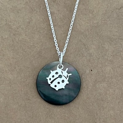 Collier nacre abalone et argent 925 pour femme, pendentif Coccinelle
