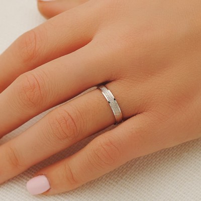 Alliance mariage gay, homme / femme, Or blanc 18k, motif diamanté