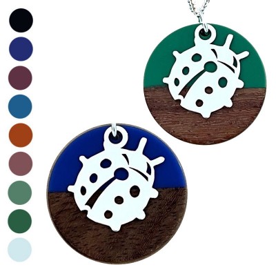 Collier pour femme, Coccinelle, bois et résine - Marque cabaneTchanquée