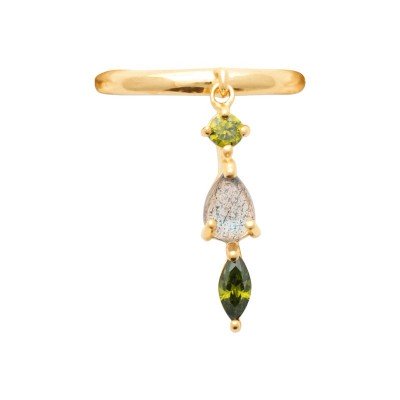 Bague d'oreille en plaqué or jaune 18 carats avec anneau lisse et pendant de 3 zircons verts, vue de face