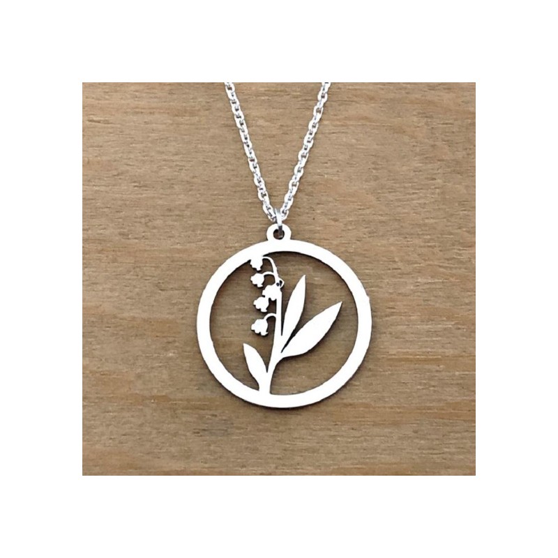 Collier en argent rhodié 925/1000 par CabaneTchanque, avec chaîne de 42 cm et médaillon muguet de 20 mm