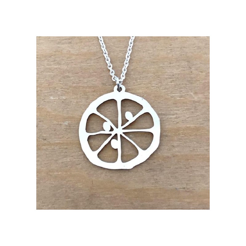 Collier en argent rhodié 925/1000 par CabaneTchanque, avec chaîne et médaillon rondelle de citron, idéal pour l'été