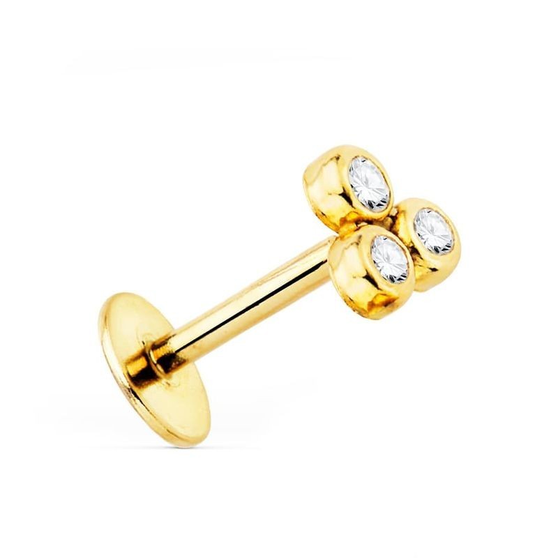 Piercing d'oreille poétique avec 3 oxydes de zirconium microsertis dans des supports en or massif