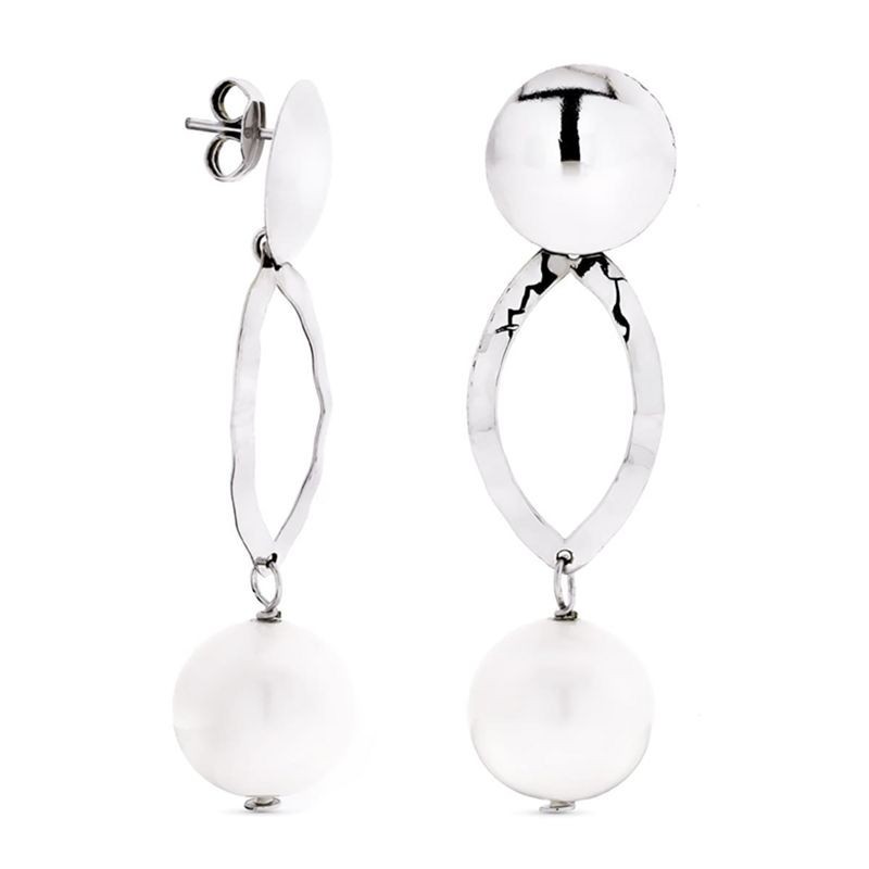 Boucles Ysée – Pendantes en or blanc 18 carats et perles de culture