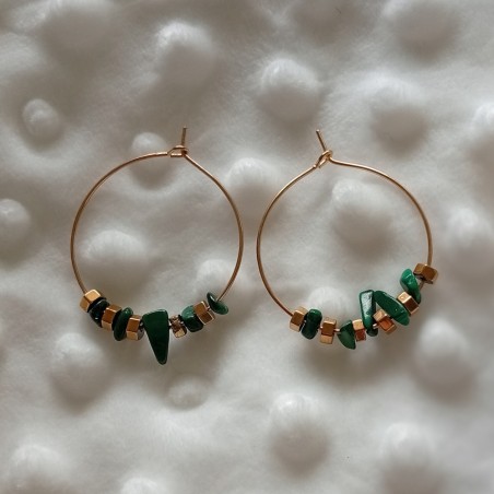 Créoles dorées en acier inoxydable & éclats de malachite – Gaïa