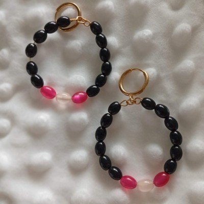 Créoles dorées & anneau en perles de verre noir et rose fuchsia – Fiesta