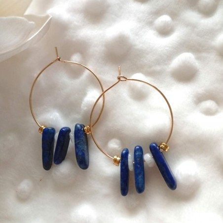 Créoles dorées & lapis-lazuli avec calcédoine blanche – Modèle Céleste