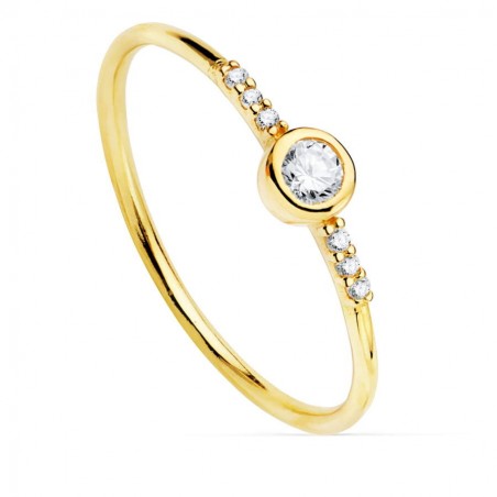 Bague Astria or jaune 18K et diamants, pierre centrale diamant blanc brillant