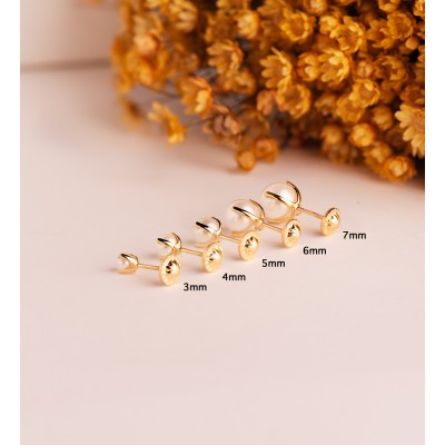 Fermoir à vis sécurisé boucles d'oreilles Amandine or jaune 18K et perles de culture, vue de l'arrière et de profil